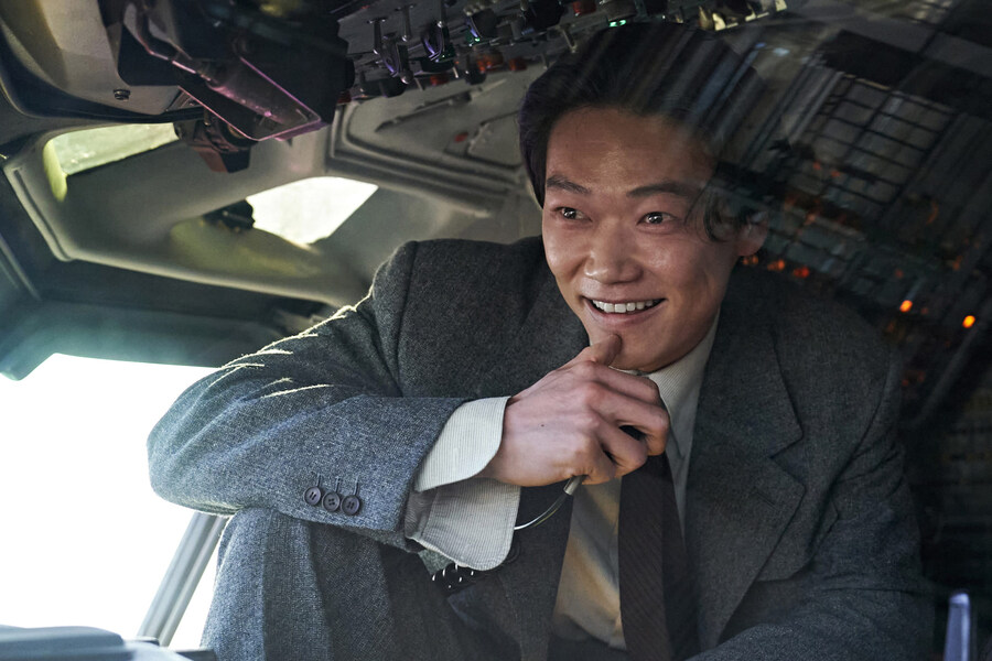 일본서 춤추는 대수사선 느낌나서 반응 좋다는 한국영화_1.jpg