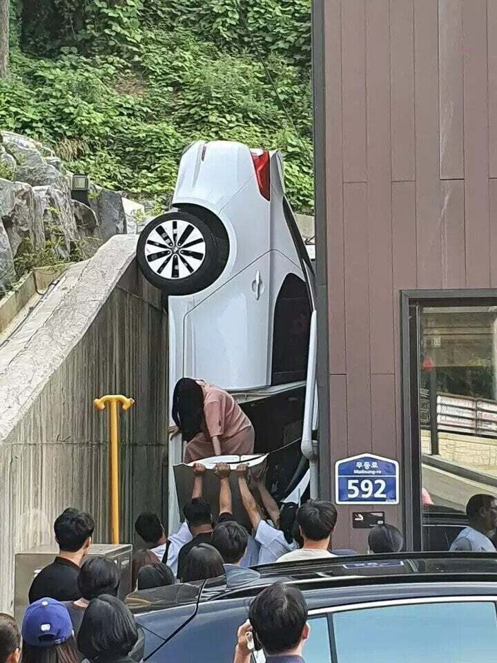 전설의 스타벅스 세로주차_1.jpg