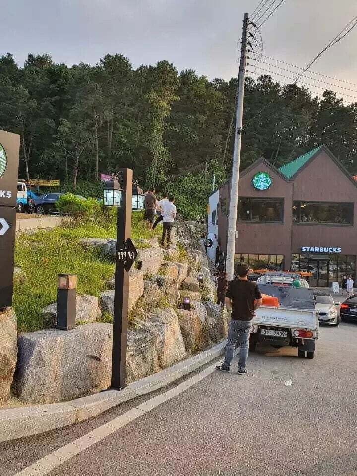전설의 스타벅스 세로주차_2.jpg