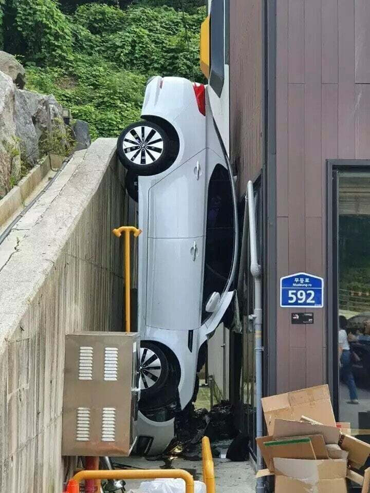 전설의 스타벅스 세로주차_3.jpg