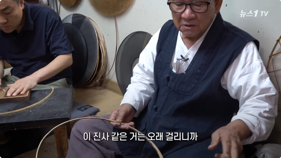 150년 5대째 갓 만드는 장인.jpg_54.jpg