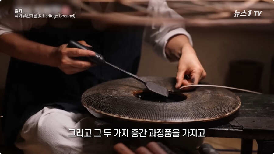 150년 5대째 갓 만드는 장인.jpg_7.jpg