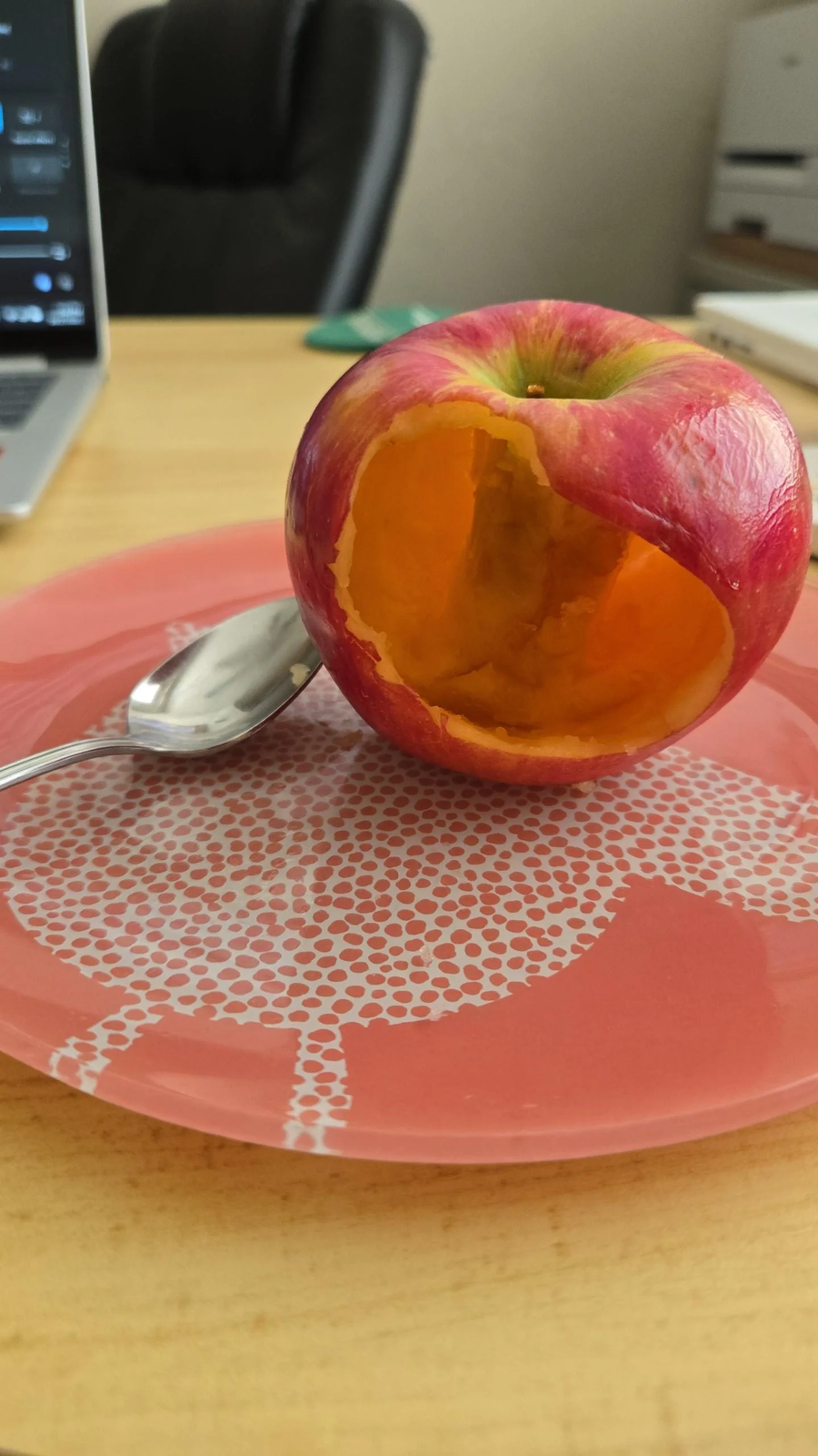 사과 깍는 법_1.webp