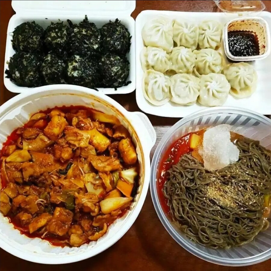 다음 중 지금 가장 먹고싶은 야식은?_2.jpg