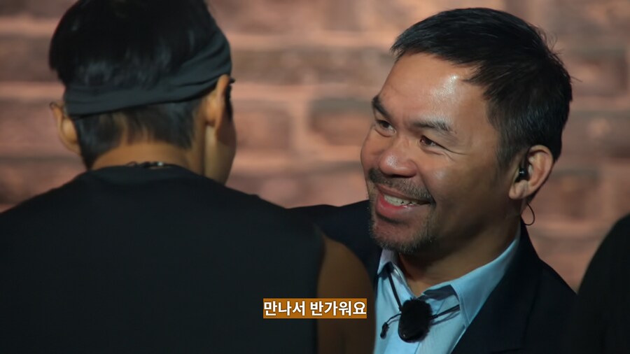 피지컬 아시아에서 팬미팅 하는 필리핀 아저씨_35.jpg