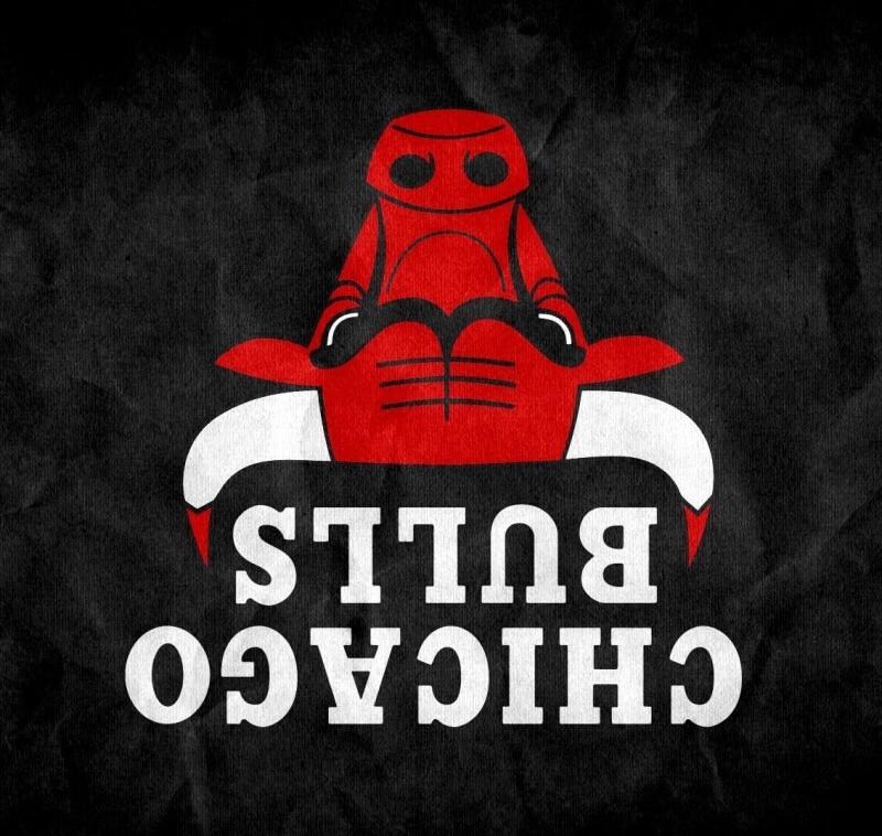 로봇에게 범해지는 꽃게_1.jpg