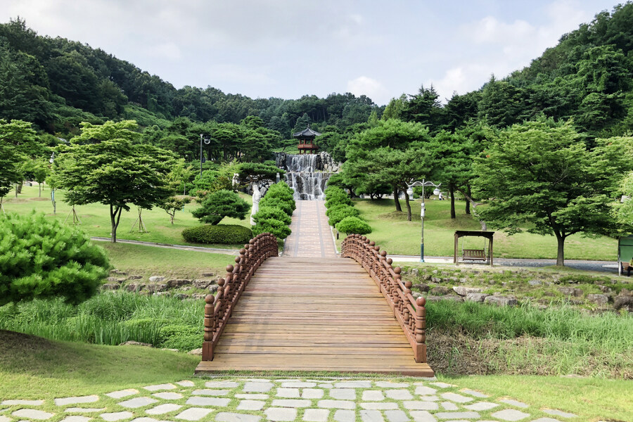 위치도 존나 잘 잡은 김천김밥축제.jpg_6.jpg