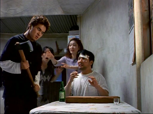 보험금을 타기 위해서 가족들이 사기를 치는 영화_3.jpg