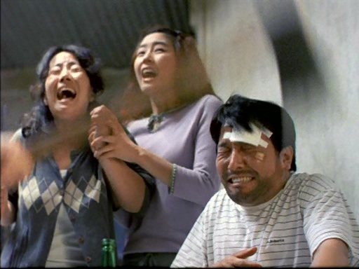 보험금을 타기 위해서 가족들이 사기를 치는 영화_8.jpg