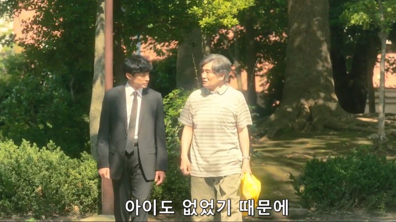 부모가 살해당한 어린여자아이를 23년간 돌봐준 전직경찰_19.jpg