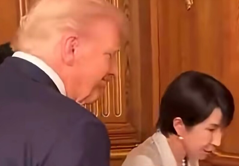 중고물품을 선물로 받은 사람_2.png