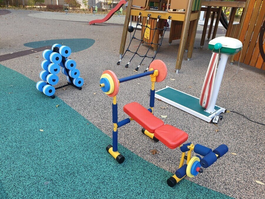 헬창 아빠가 어린이집 행사 일일도우미하면 생기는 일_2.jpg