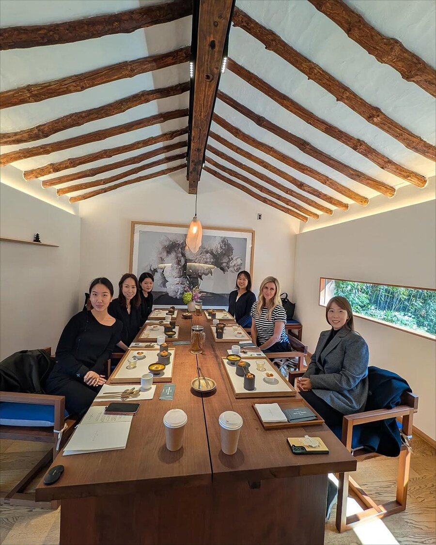 APEC으로 한국방문했다는 니키 힐튼 로스차일드.JPG_6.jpg