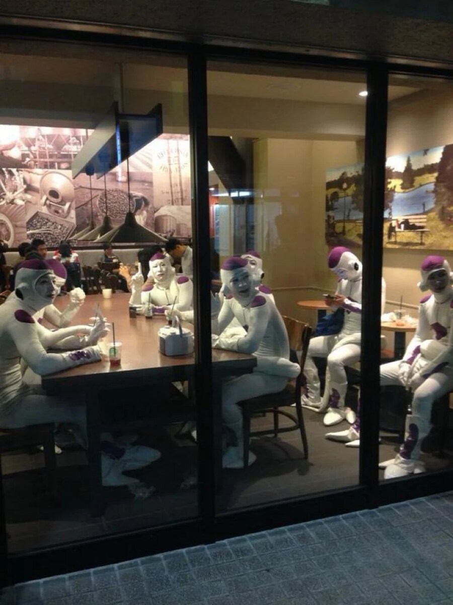 위기의 일본 할로윈_1.png