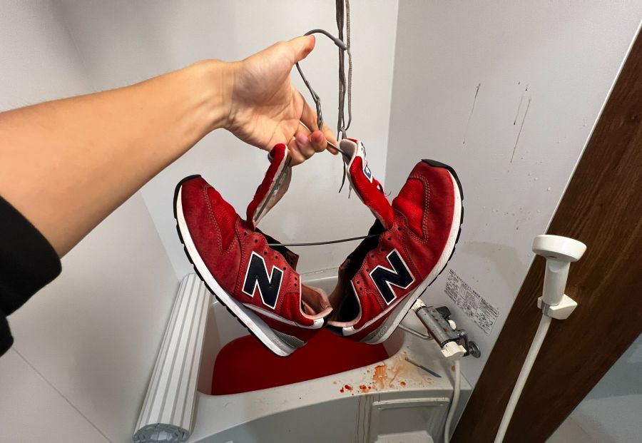 살인현장: 피로 흥건한 욕실_4.jpg