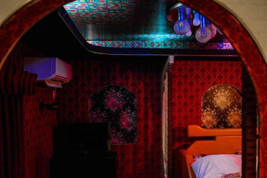 일본, 러브호텔의 야시꾸리한 조명_3.jpg