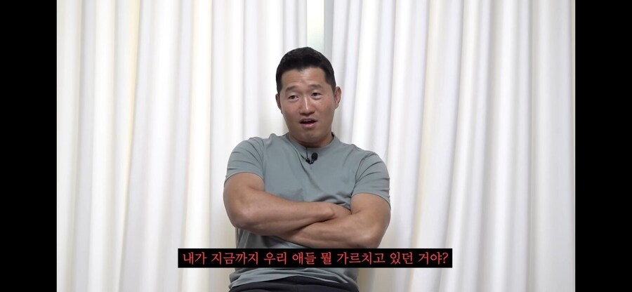 강형욱도 현타 올 정도의 실용적인 애견 훈련.jpg_13.jpg