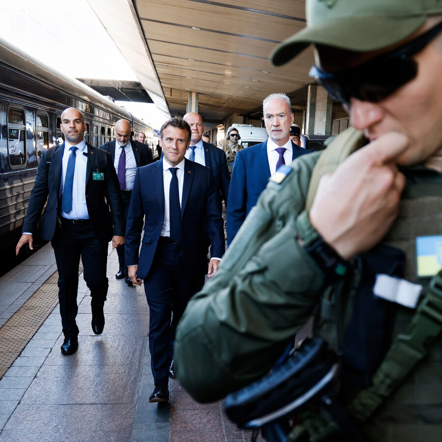 전쟁이 터졌을때 제일 지켜야하는 중요한 교통수단 甲_3.jpg