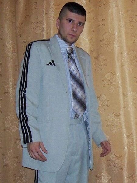 러시아 새신랑들의 결혼식 복장.jpg_3.jpg