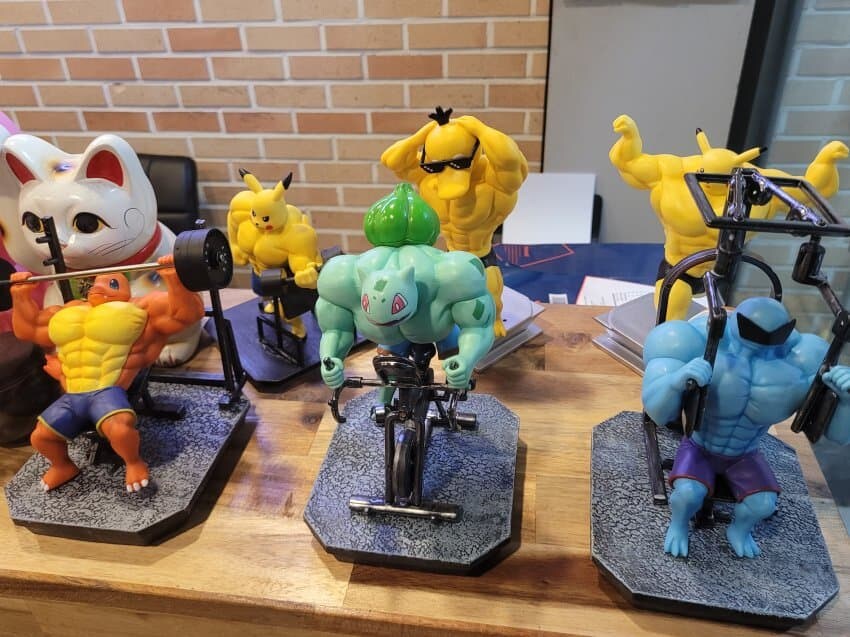 헬스하는 근육질 대꼴 포켓몬들_1.jpg