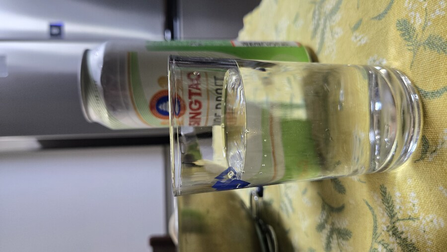 야옹이랑 낮술 한잔함_6.jpg