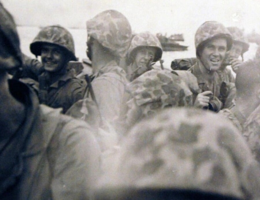 2차대전중 웃는 군인들_6.jpg