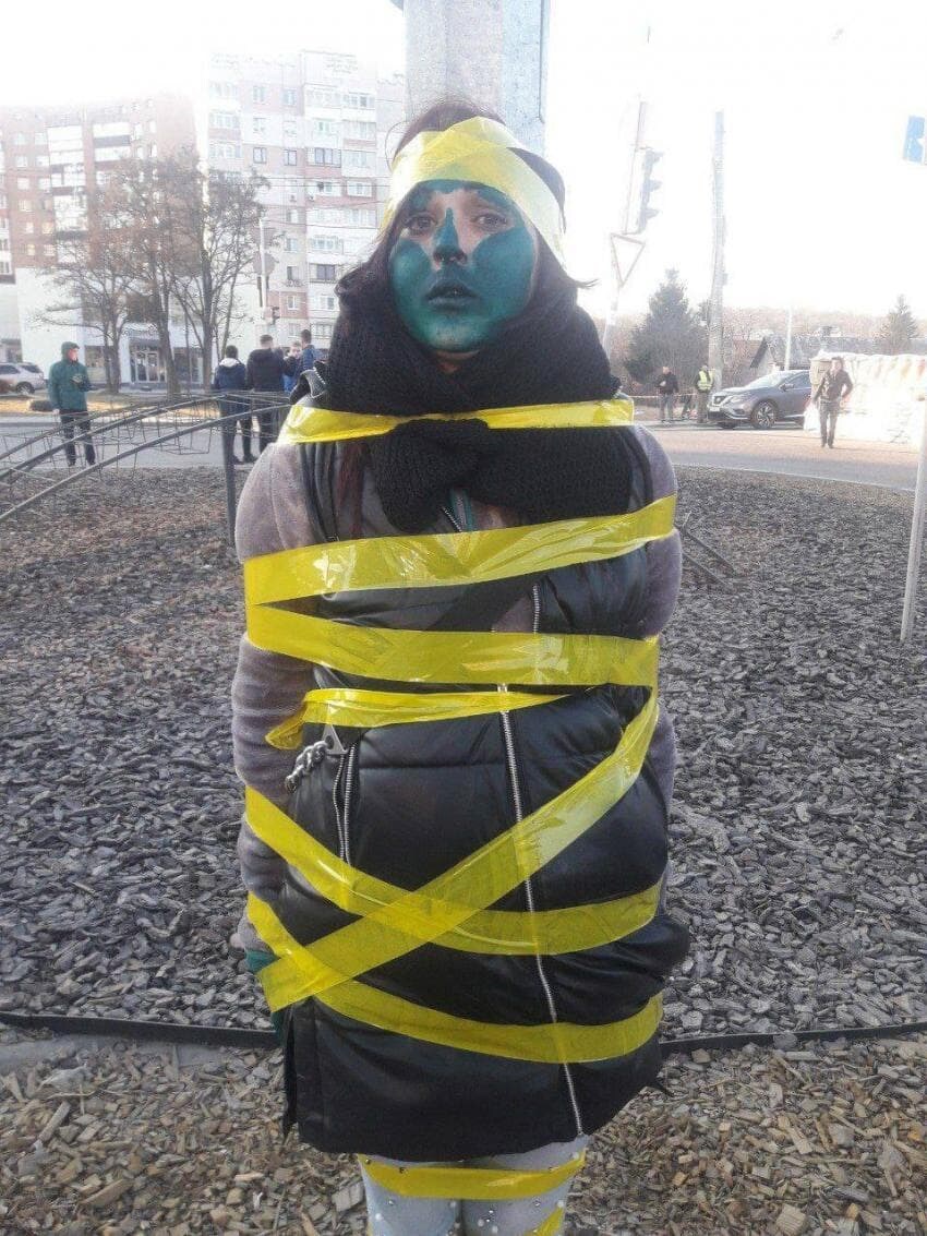 전쟁통에도 질서가 유지되는 이유.jpg_1.jpg