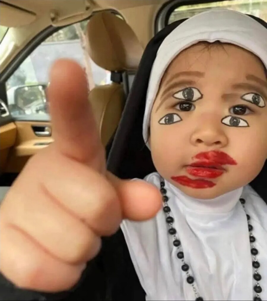 눈이 어지러운 할로윈 분장_2.jpg