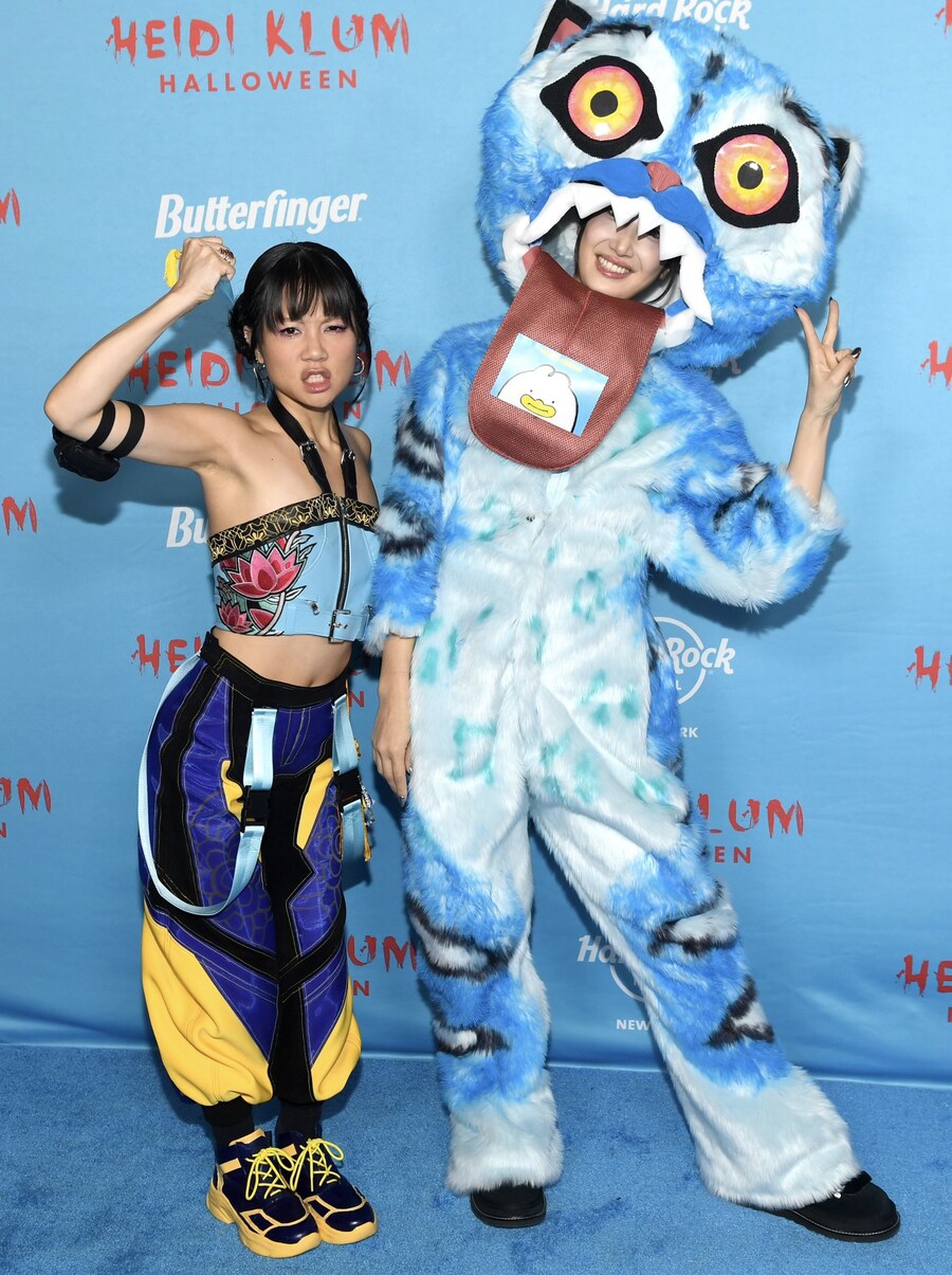 케이팝 데몬 헌터스 보컬들의 할로윈 복장_1.jpg