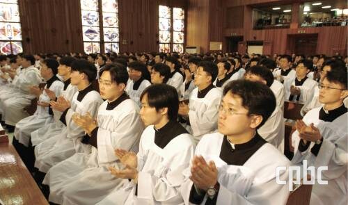 요새는 대학교에서도 신부수업하더라_1.png