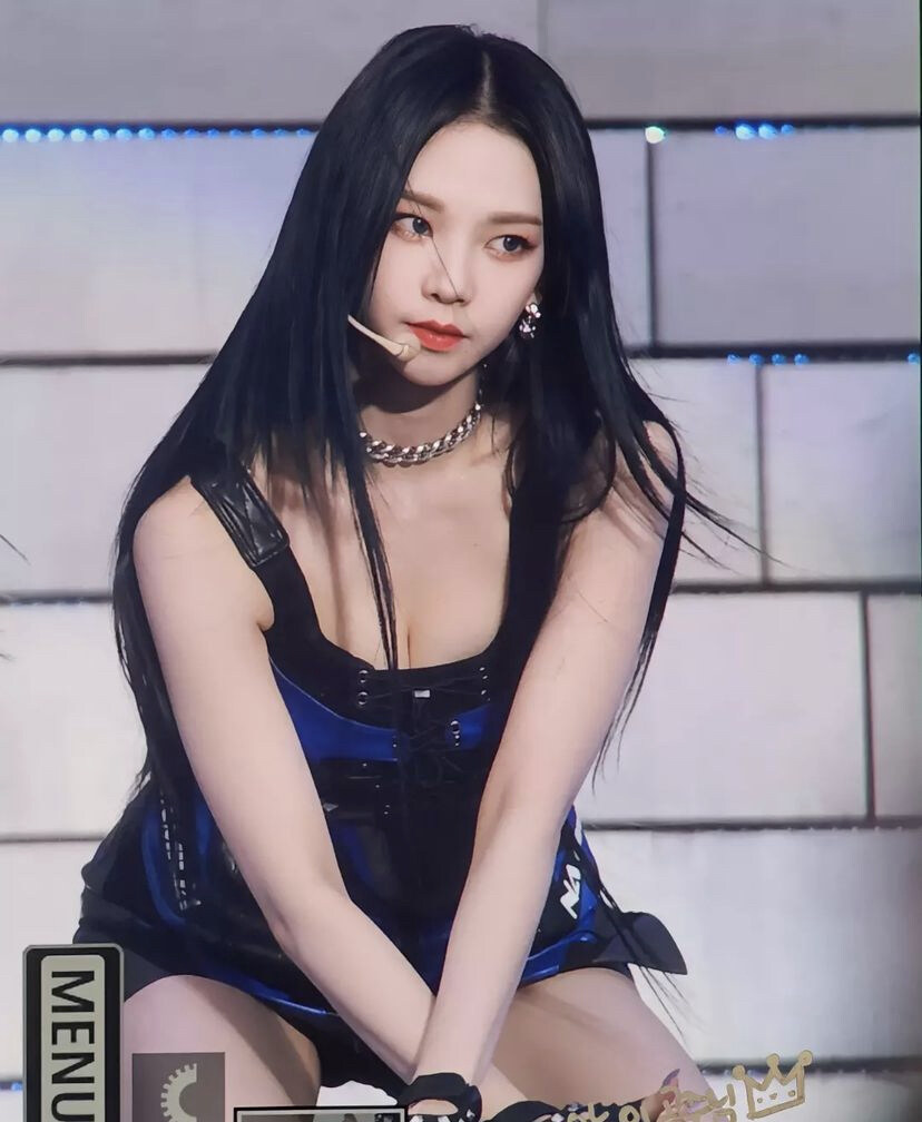 카리나)카제나 지겨우면 카리나나 보자_3.jpg