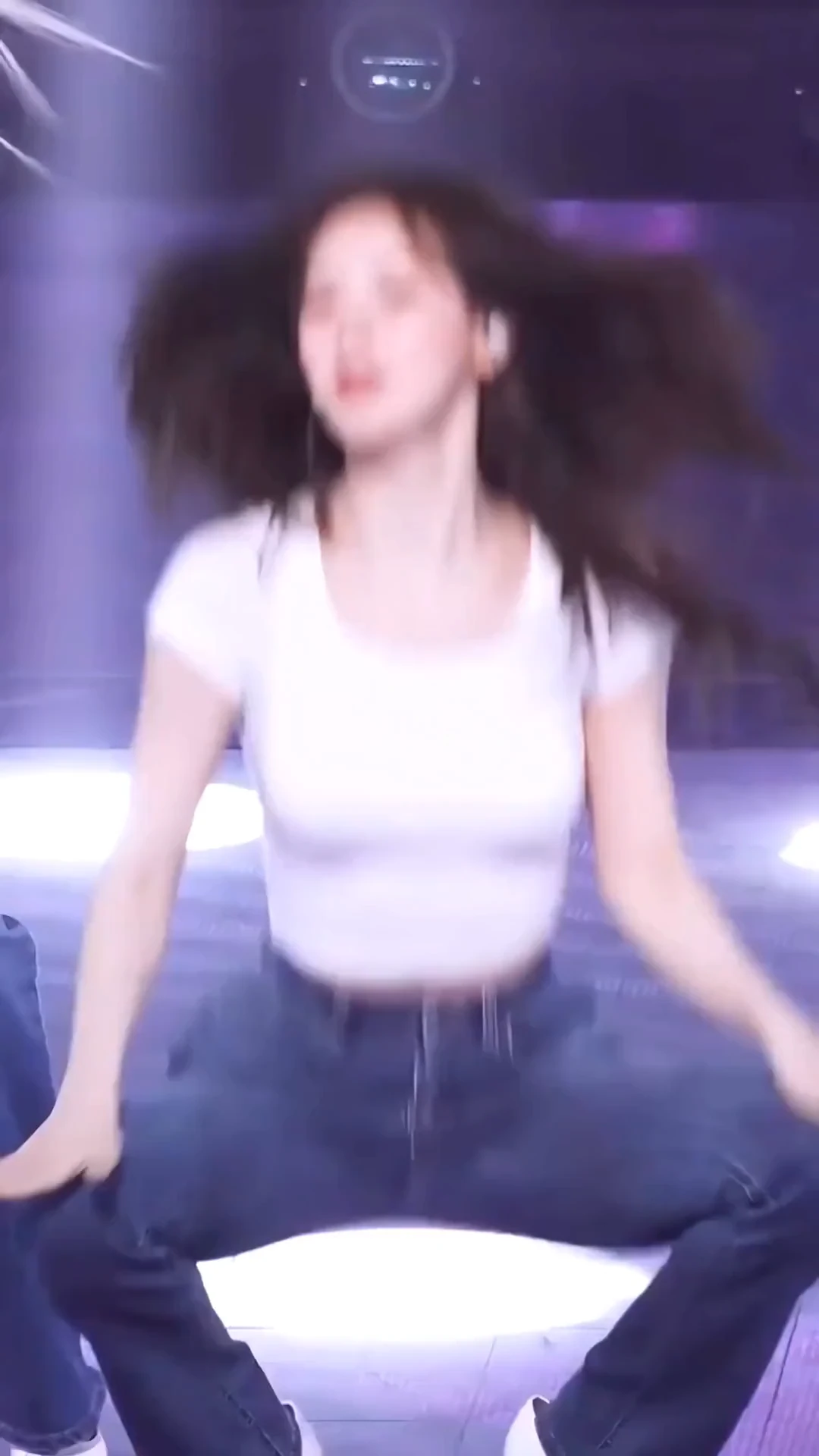 반도의 97년생 아이돌 gif_1.webp