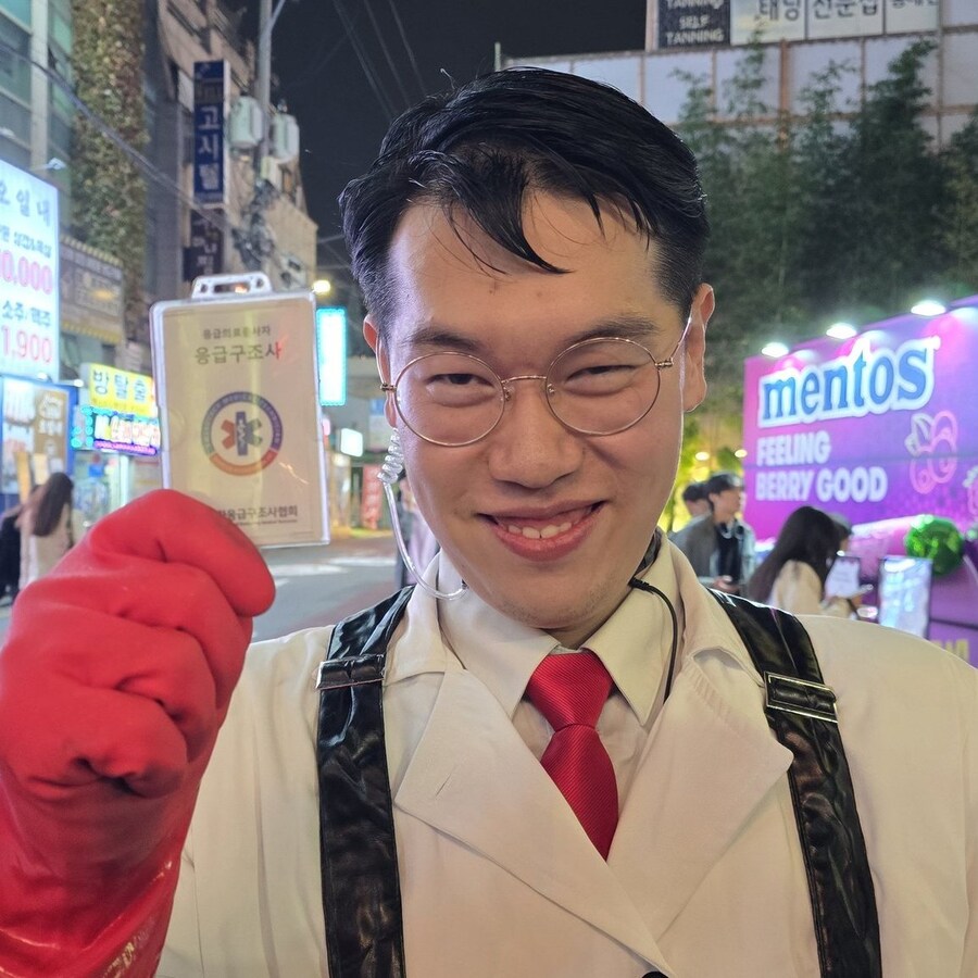 팀포트리스2 메딕 코스프레_1.png