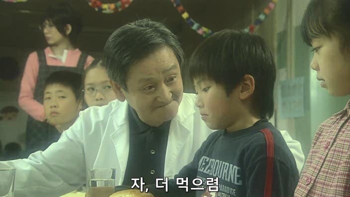 고아들을 위해 헌신했던 원장선생님이 살해당했다_38.jpg