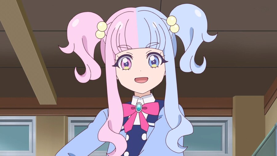 털색이 반반이 여자아이_1.png