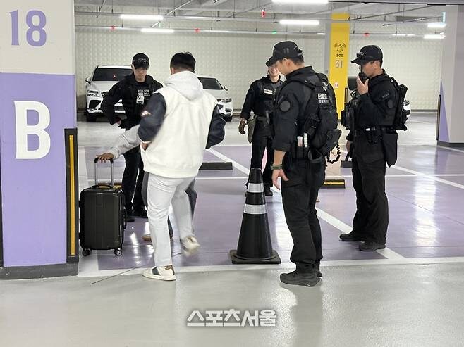 한화 구장에 경찰 특공대까지 출동한 이유_2.jpg