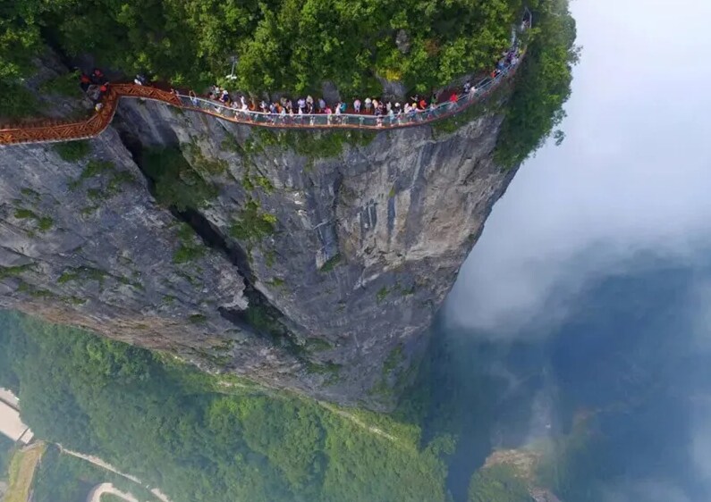 무협지에서 절벽에 떨어진 주인공을 추격하지 않는 이유.jpg_1.png