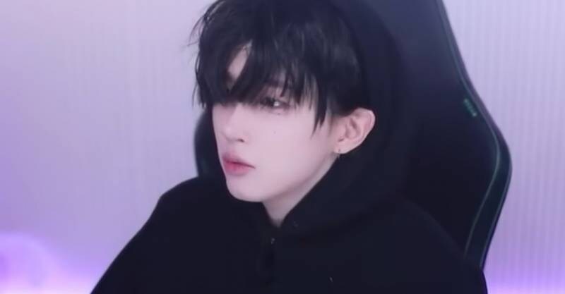 어느 잘생긴 남자의 특징_1.jpg