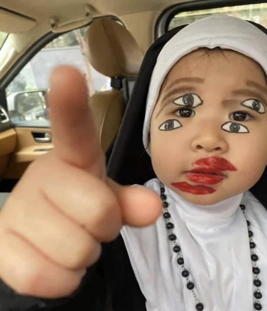 좀 어지러운 할로윈 분장...jpg_1.jpg