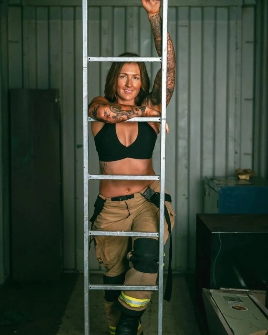 뉴질랜드 여성 소방관 달력 화보 출시.jpg_8.jpg