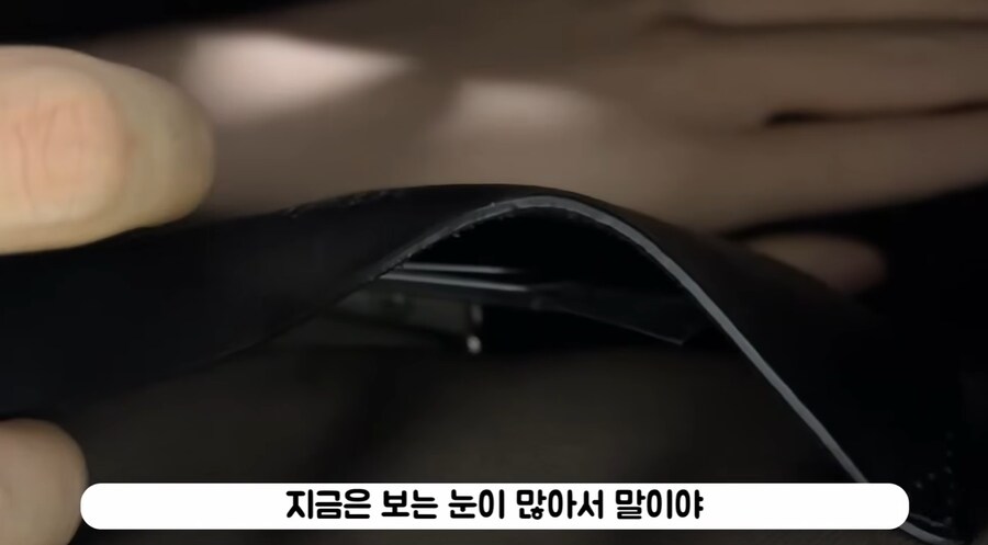 죠죠)썸네일이 지나치게 시선강탈한다_9.jpg