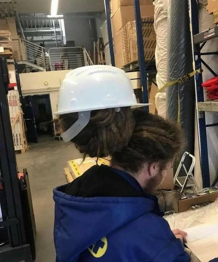 머리가 길면 안전모 어떻게 써야됨?_1.webp