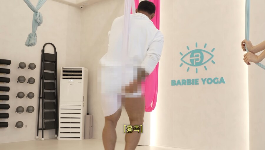 100kg 헬창이 플라잉 요가 하면 생기는 일 ㅋㅋㅋ_11.jpg