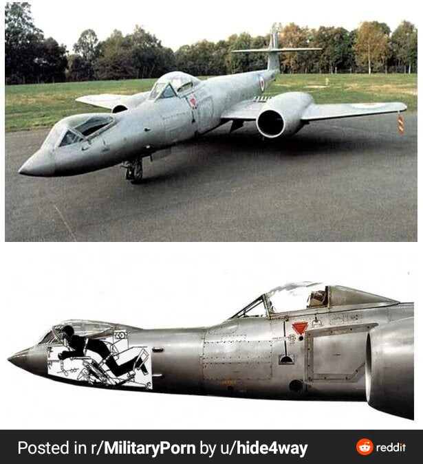 뒷치기 자세의 비행.jpg_1.png