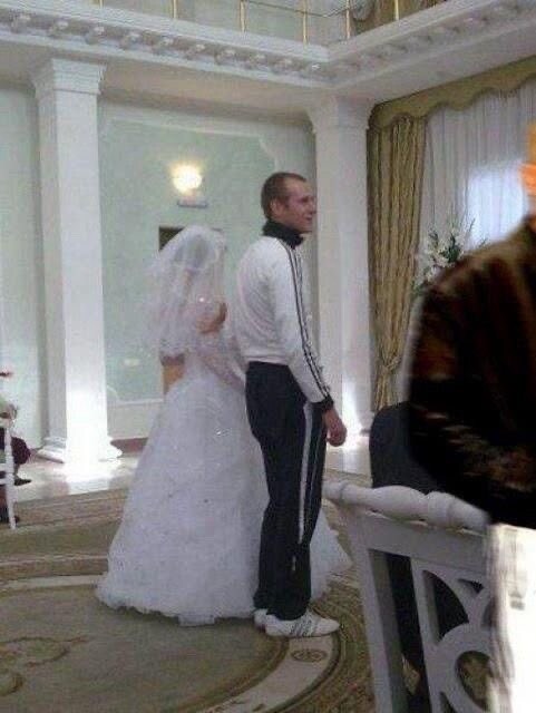 러시아 새신랑들의 결혼식 복장.jpg_1.jpg