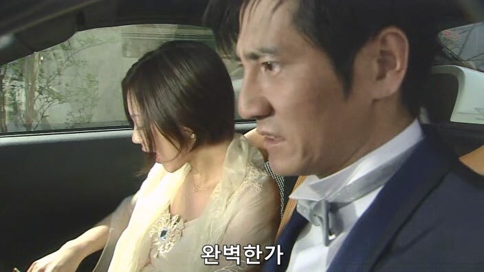 여자친구가 사주는 폴더폰을 조심해야해요_9.jpg