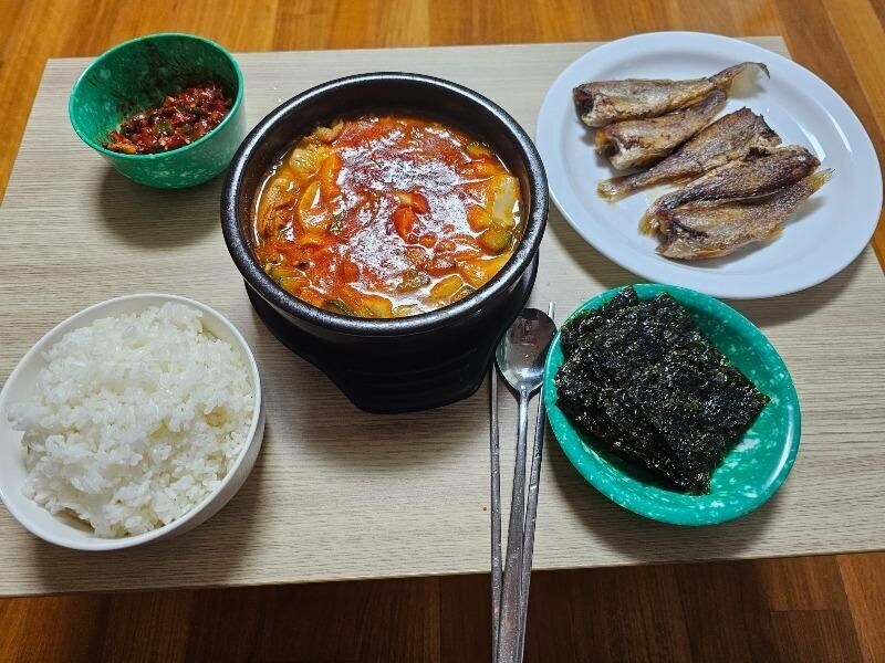 보배드림의 어느 독거 중년의 밥상.jpg_13.jpg