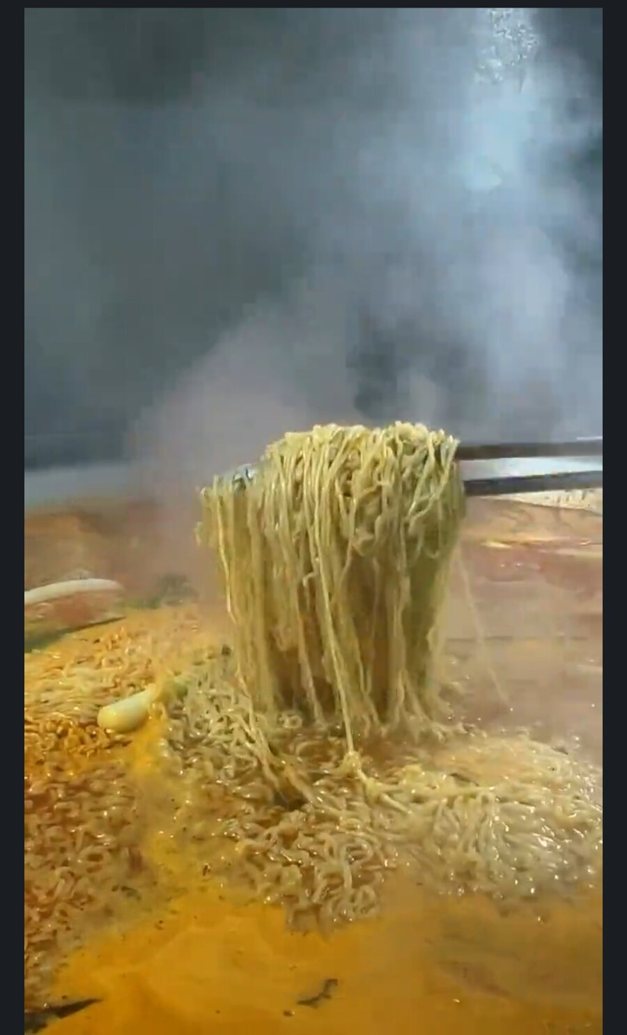 라면은 많이 끓여야 맛있어_5.jpg