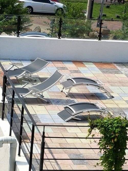 옥상에서 똥군기.jpg_1.jpg