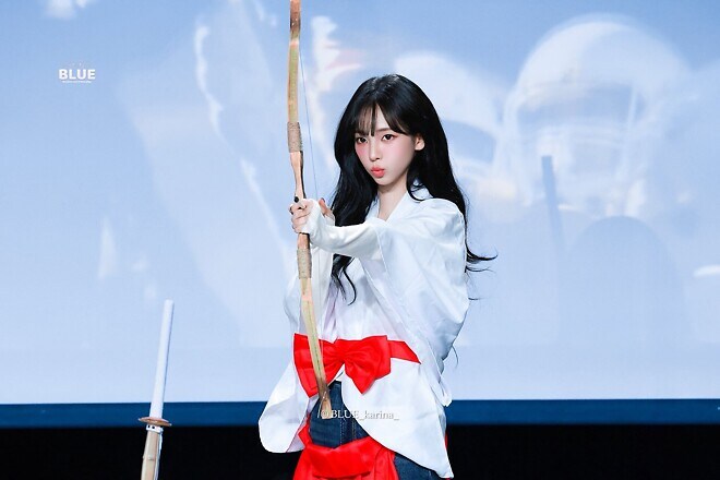 이누야샤의 금강 코스프레를 한 카리나_3.jpg